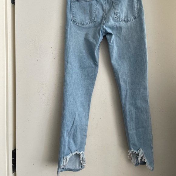 J Brand Cropped Jeans in Light Denim - Picture 10 of 12